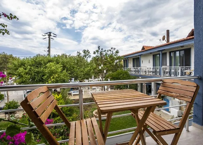 לינה וארוחת בוקר Buek Butik