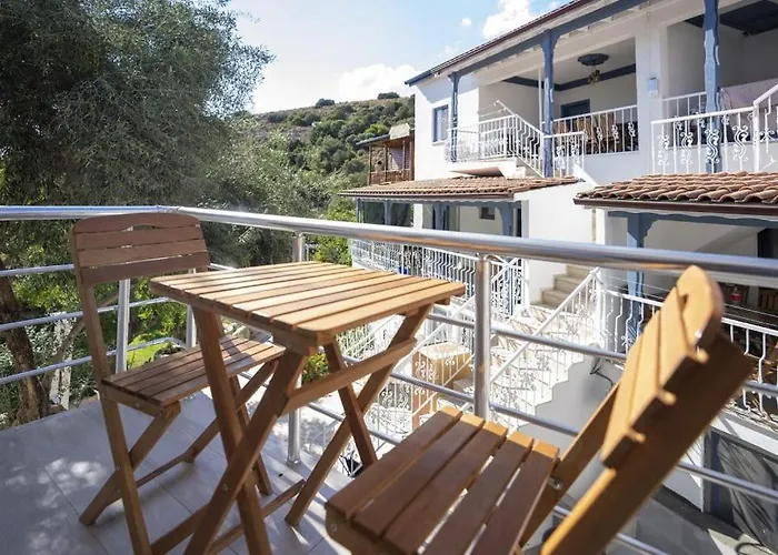 Buek Butik לינה וארוחת בוקר 4*